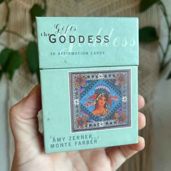 Gifts of the Goddess Affirmation Cards Amy Zerner Monte Farber Self-Love Oracle - Picture 9 of 10